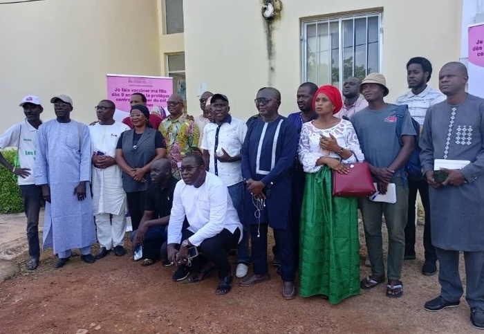 KOLDA : Mise en place d’une « task force » entre la presse locale et la direction régionale de la sante pour la sensibilisation de la vaccination… KOLDA : Mise en place d’une « task force » entre la presse locale et la direction régionale de la sante pour la sensibilisation de la vaccination…