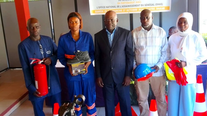 Renforcement de capacité des chauffeurs de camions hydrocureurs : L’ONAS accompagne 40 chauffeurs dans une première phase d’essai Renforcement de capacité des chauffeurs de camions hydrocureurs : L’ONAS accompagne 40 chauffeurs dans une première phase d’essai