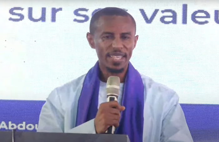 4e anniversaire du parti AWALE : Aldiouma Sow salue l’engagement du Dr Abdourahmane Diouf et appelle à l’unité nationale 4e anniversaire du parti AWALE : Aldiouma Sow salue l’engagement du Dr Abdourahmane Diouf et appelle à l’unité nationale