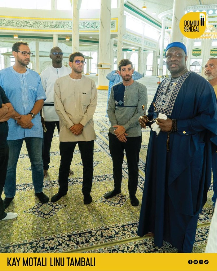 Une visite de fraternité et de bénédictions pour Domou Sénégal à Tivaouane Une visite de fraternité et de bénédictions pour Domou Sénégal à Tivaouane