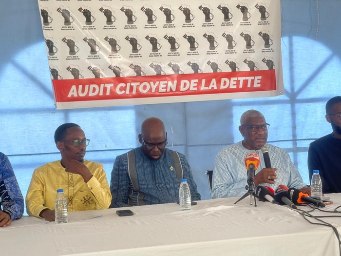 Dette Cachée : Les centrales syndicales et les organisations citoyennes exigent un audit citoyen de la dette Dette Cachée : Les centrales syndicales et les organisations citoyennes exigent un audit citoyen de la dette