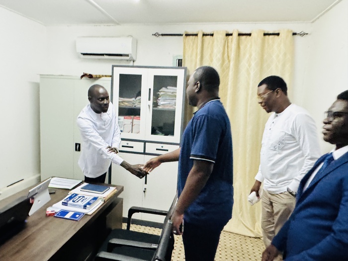 Visite guidée au CFP-TP : Le ministre Déthié Fall s’engage à accompagner le centre de formation pour une montée en puissance Visite guidée au CFP-TP : Le ministre Déthié Fall s’engage à accompagner le centre de formation pour une montée en puissance