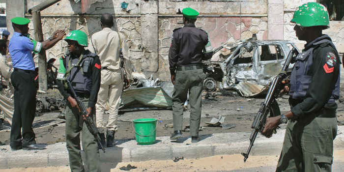 Fusillade entre la police et des tireurs à Brazzaville au Congo Fusillade entre la police et des tireurs à Brazzaville au Congo