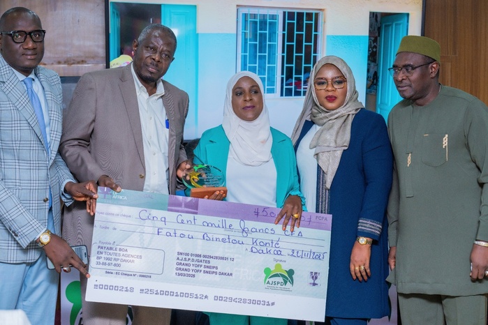 Concours des meilleurs reportages sur la malnutrition : Les lauréates Ndèye Fatou Wade et Fatou Binetou Konté de la catégorie télévision expriment leurs sentiments Concours des meilleurs reportages sur la malnutrition : Les lauréates Ndèye Fatou Wade et Fatou Binetou Konté de la catégorie télévision expriment leurs sentiments