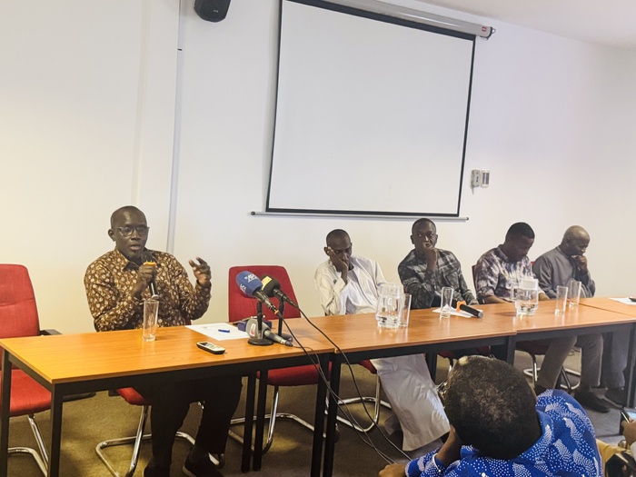 Presse : Les acteurs réfléchissent sur les enjeux et difficultés dans un contexte de mutation technologique Presse : Les acteurs réfléchissent sur les enjeux et difficultés dans un contexte de mutation technologique