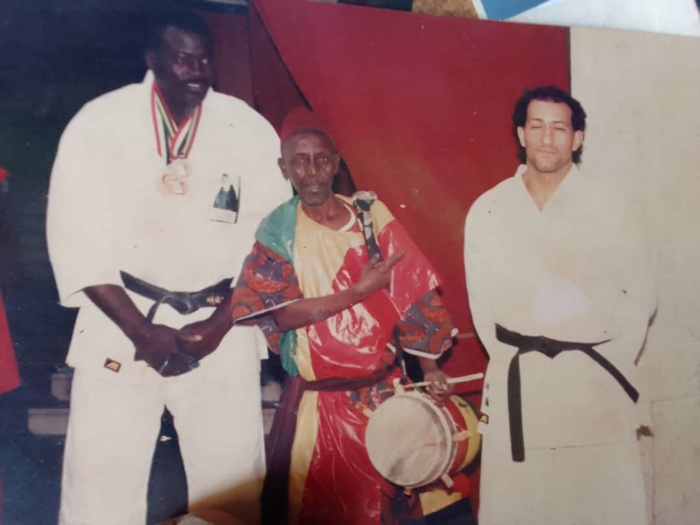 MBOUR : Malade et oublié, le cri du cœur de Khalifa Diouf, légende du judo africain, interpelle l'État : "Je n'ai même pas d'assurance maladie" MBOUR : Malade et oublié, le cri du cœur de Khalifa Diouf, légende du judo africain, interpelle l'État : "Je n'ai même pas d'assurance maladie"