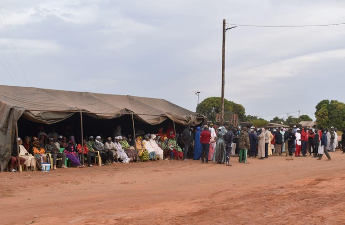 Sédhiou : l’Hôpital militaire de campagne déployé à Goudomp démarre ses activités (Dirpa) Sédhiou : l’Hôpital militaire de campagne déployé à Goudomp démarre ses activités (Dirpa)