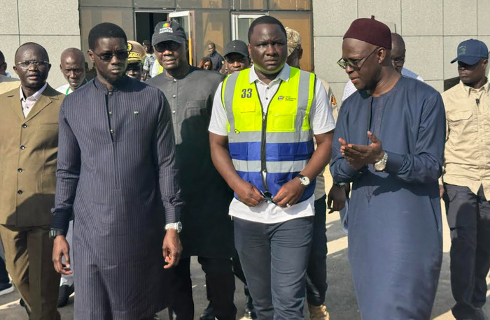 Qualité des travaux de l’aéroport de Ziguinchor : Le Président Diomaye exhorte les entreprises à maintenir le cap de l’excellence Qualité des travaux de l’aéroport de Ziguinchor : Le Président Diomaye exhorte les entreprises à maintenir le cap de l’excellence