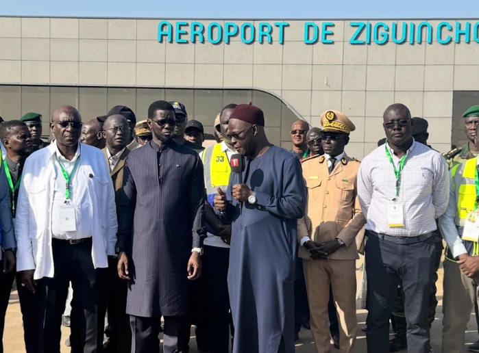 Visite du PR à l’aéroport de Ziguinchor : « Le but, c’est de viser plus, la modernité » (Cheikh Bamba Dièye, DG AIBD) Visite du PR à l’aéroport de Ziguinchor : « Le but, c’est de viser plus, la modernité » (Cheikh Bamba Dièye, DG AIBD)