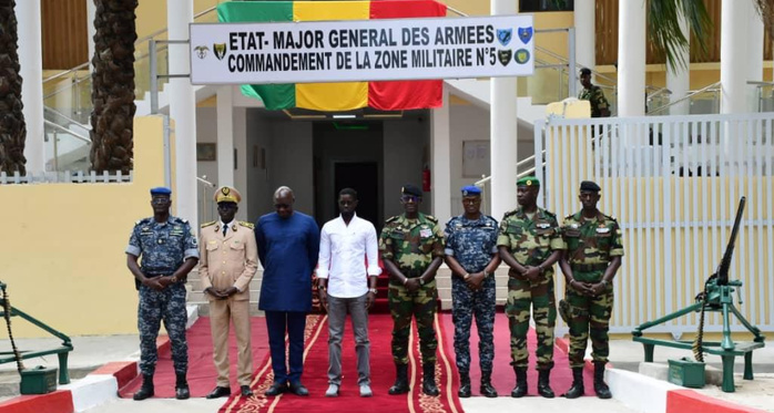 Veille de Noël en Casamance : le message du président Diomaye Faye aux Forces de défense et de sécurité Veille de Noël en Casamance : le message du président Diomaye Faye aux Forces de défense et de sécurité