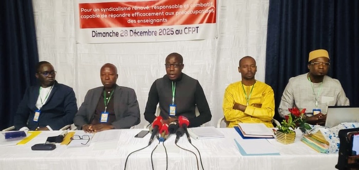 Éducation nationale : Le CUSEMS brandit la menace face à un « État immobile » et annonce un préavis de grève Éducation nationale : Le CUSEMS brandit la menace face à un « État immobile » et annonce un préavis de grève