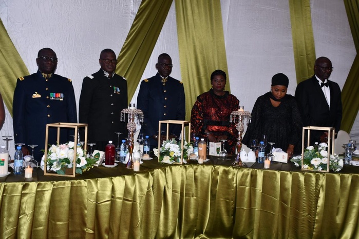 [ Images] Soirée de gala des Forces armées  : Youssou Ndour "met le feu" à la Base navale Amiral Faye Gassama
