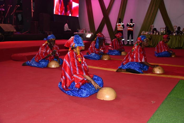 [ Images] Soirée de gala des Forces armées  : Youssou Ndour "met le feu" à la Base navale Amiral Faye Gassama