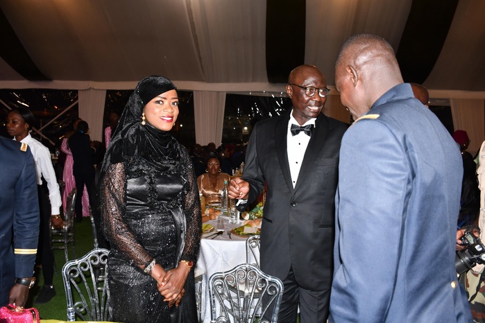 [ Images] Soirée de gala des Forces armées  : Youssou Ndour "met le feu" à la Base navale Amiral Faye Gassama