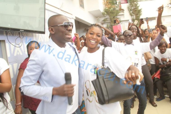 20 ans de IAM : PAPE DIOUF fait un "yeungueul" d’enfer pour les étudiantes 20 ans de IAM : PAPE DIOUF fait un "yeungueul" d’enfer pour les étudiantes