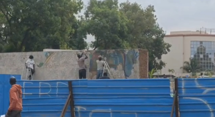 Thiès / Destruction d'une œuvre d'art mosaïque : la toile s'enflamme entre indignation et reconnaissance