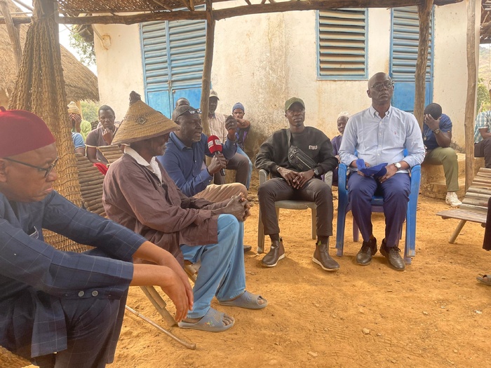 Tournée de Thierno Alassane Sall dans la région de Kédougou : Les populations de Landieni, commune de Bandafassi, crient au secours Tournée de Thierno Alassane Sall dans la région de Kédougou : Les populations de Landieni, commune de Bandafassi, crient au secours