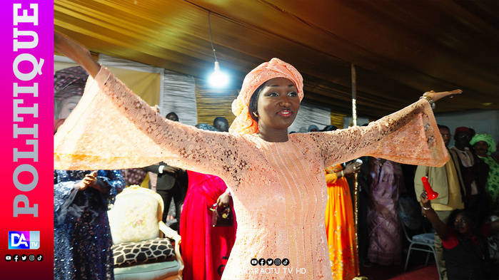 Tournée politique dans le Nord: Anta Babacar Ngom invite le président de la République à dissoudre l’Assemblée Tournée politique dans le Nord: Anta Babacar Ngom invite le président de la République à dissoudre l’Assemblée