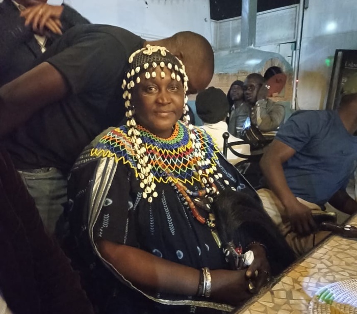 Saly/ La reine de Bignona révèle ses incantations pour la victoire des Lions : « J’étais à genoux pendant tout le match »