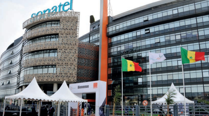 Présentation du Rapport de Responsabilité Sociale d’Entreprise (RSE) 2015 Présentation du Rapport de Responsabilité Sociale d’Entreprise (RSE) 2015