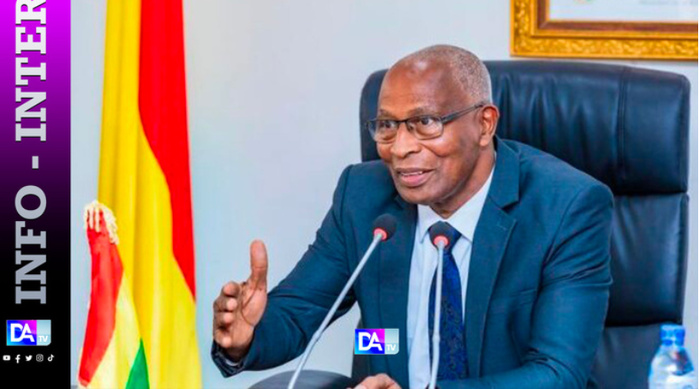 Guinée: le président Doumbouya confirme Amadou Oury Bah au poste de Premier ministre Guinée: le président Doumbouya confirme Amadou Oury Bah au poste de Premier ministre