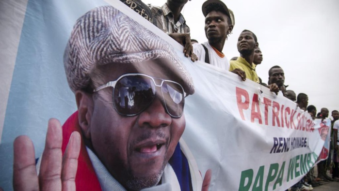 Mort de Papa Wemba : Le pouvoir congolais veut « des obsèques dignes de son rang »
