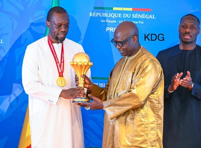 Terrains attribués aux Lions par l’ancien régime : « L'État va respecter tous ses engagements » (Ousmane Sonko) Terrains attribués aux Lions par l’ancien régime : « L'État va respecter tous ses engagements » (Ousmane Sonko)