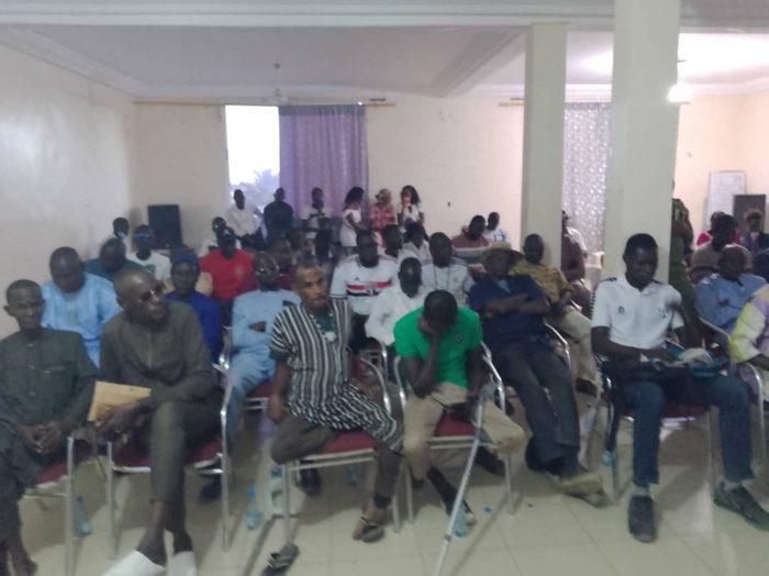 Dahra Djoloff : l’inspecteur Mamadou Ndao réunit les acteurs du secteur informel et promet de les accompagner vers une meilleure insertion professionnelle Dahra Djoloff : l’inspecteur Mamadou Ndao réunit les acteurs du secteur informel et promet de les accompagner vers une meilleure insertion professionnelle