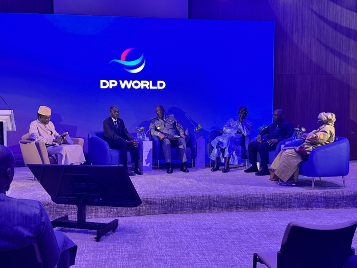 « DP World Dakar a investi 300 millions FCFA dans la lutte contre le cancer au Sénégal » (Fatima Guenoune, LISCA) « DP World Dakar a investi 300 millions FCFA dans la lutte contre le cancer au Sénégal » (Fatima Guenoune, LISCA)