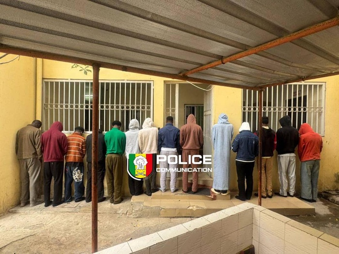 Pédophilie, viol sur mineurs, transmission VIH : 14 personnes déférées par la police dans l’affaire Pierre Robert Pédophilie, viol sur mineurs, transmission VIH : 14 personnes déférées par la police dans l’affaire Pierre Robert