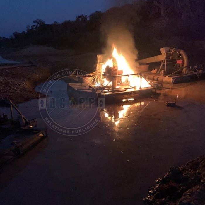 Lutte contre l’exploitation illégale de l’or à Kédougou : 13 dragues détruites à Saraya