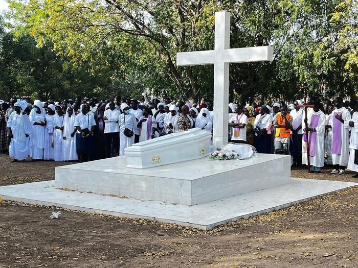 Ndiaganiao : Georges Déthié Diop repose désormais auprès des siens Ndiaganiao : Georges Déthié Diop repose désormais auprès des siens