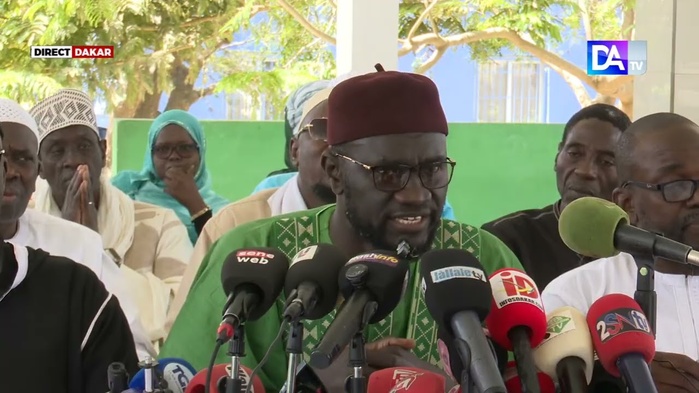 Sénégal : And Samm Jikko Yi fixe un ultimatum au 8 avril pour la criminalisation de l’homosexualité Sénégal : And Samm Jikko Yi fixe un ultimatum au 8 avril pour la criminalisation de l’homosexualité