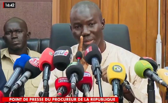 Décès d’Abdoulaye Ba : « Il est décédé à la suite d’une chute du 4e étage », selon le procureur Ibrahima Ndoye Décès d’Abdoulaye Ba : « Il est décédé à la suite d’une chute du 4e étage », selon le procureur Ibrahima Ndoye