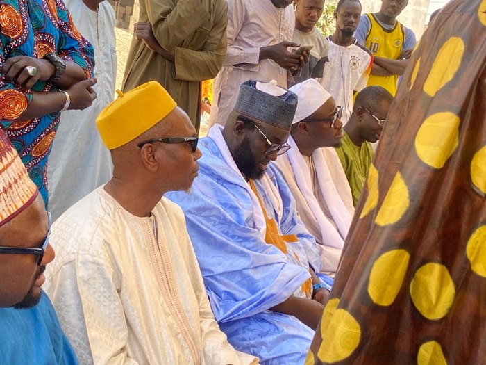 Jaxaay : pose de la première pierre de la Grande  Mosquée de l'unité 12A par les autorités locales