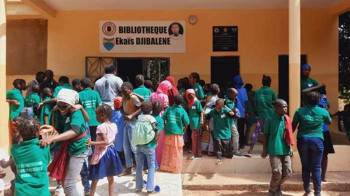 Calobone : une coopération civilo-traditionnelle au service de la jeunesse avec l’inauguration de la Bibliothèque Ekaïs Djibalène