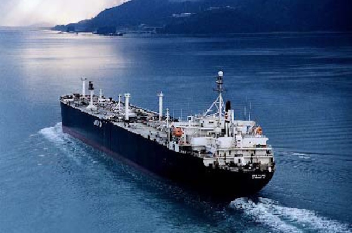 SCANDALE : Un diplomate Sénégalais impliqué dans une affaire de vol d'un bateau de pétrole SCANDALE : Un diplomate Sénégalais impliqué dans une affaire de vol d'un bateau de pétrole