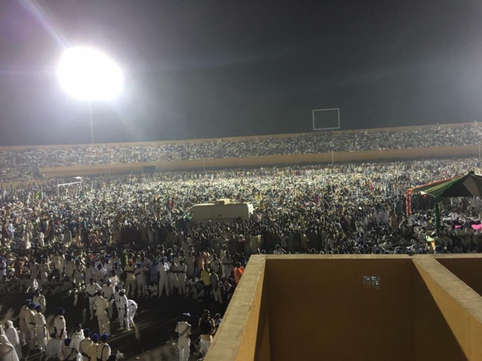 Nigéria : Plus de 5 millions de talibés de Baye Niass prennent d'assaut un stade Nigéria : Plus de 5 millions de talibés de Baye Niass prennent d'assaut un stade