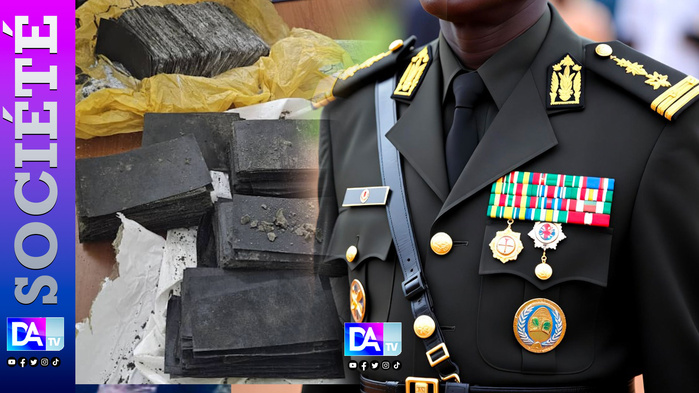 Billets noirs d’un milliard de FCFA : un commandant de l’armée et trois coaccusés risquent 10 ans de prison Billets noirs d’un milliard de FCFA : un commandant de l’armée et trois coaccusés risquent 10 ans de prison