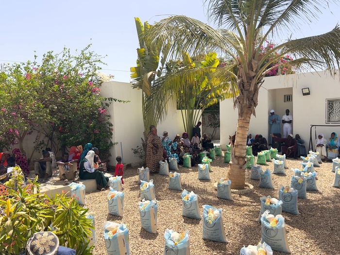 Ramadan 2026: la fondation Sokhna Diarra Bou Mame Cheikh Yérim offre des "ndogou" et des kits alimentaires aux populations