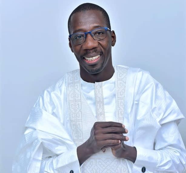 Halte à l'insubordination et aux défis lancés à l'autorité du Président de la République ( Papa Ibrahima Senghor )