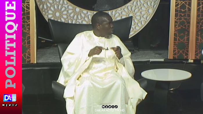 “Bicéphalisme au sommet de l’État, frilosité économique, loi inefficace…” : Oumar Youm tire à boulets rouges