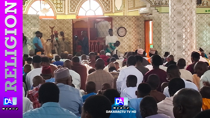 Korité à Kolda : Homosexualité, supporters emprisonnés, éducation des jeunes, internet et foi au menu du sermon de l’imam. Korité à Kolda : Homosexualité, supporters emprisonnés, éducation des jeunes, internet et foi au menu du sermon de l’imam.