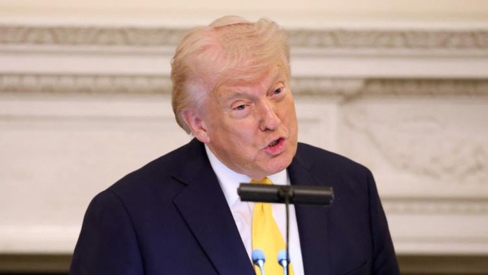 Des transactions suspectes sur le pétrole avant une annonce de Trump provoquent l'indignation Des transactions suspectes sur le pétrole avant une annonce de Trump provoquent l'indignation