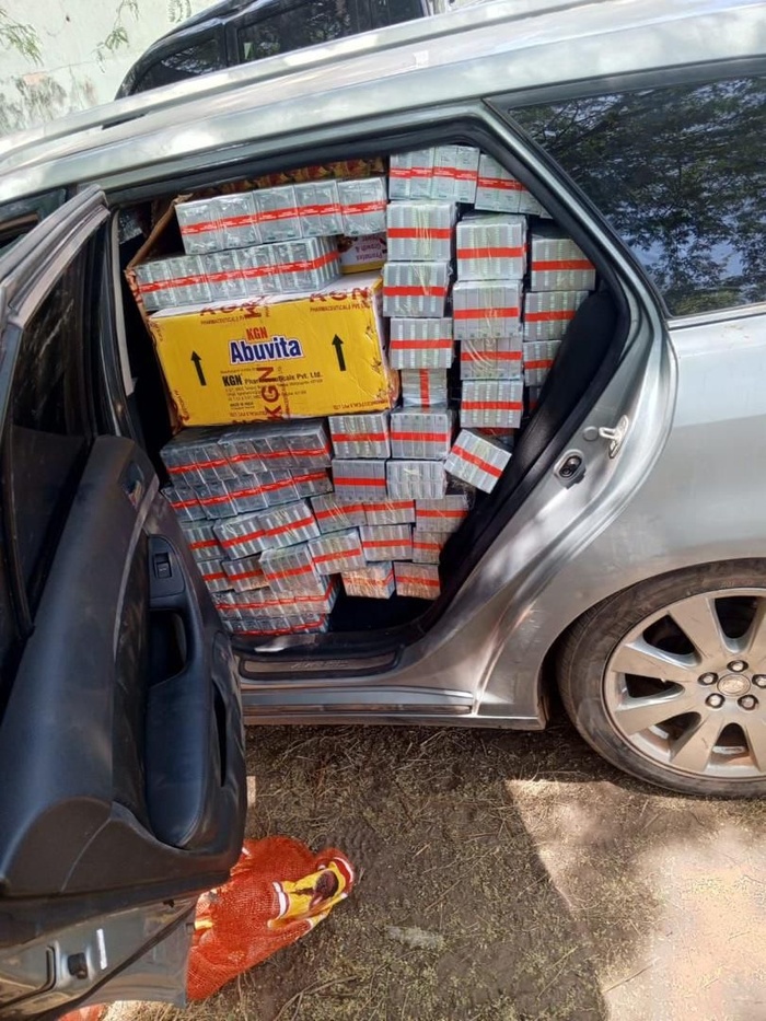 Lutte contre la criminalité pharmaceutique: Près d’une tonne de faux médicaments saisie par les Douanes de Koungheul Lutte contre la criminalité pharmaceutique: Près d’une tonne de faux médicaments saisie par les Douanes de Koungheul