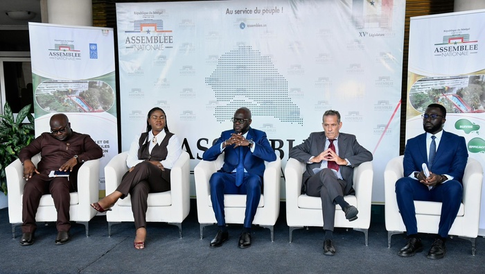 Amélioration des politiques publiques : Le président de l’assemblée nationale lance une plateforme de partage d’information entre les députés et le gouvernement Amélioration des politiques publiques : Le président de l’assemblée nationale lance une plateforme de partage d’information entre les députés et le gouvernement