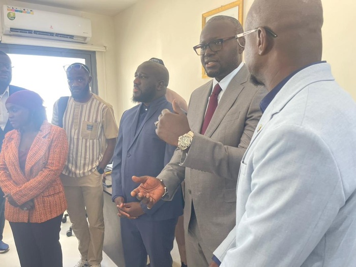 Visite du ministre Alioune Sall à Dakar Dem Dikk : le numérique au cœur de la modernisation des transports Visite du ministre Alioune Sall à Dakar Dem Dikk : le numérique au cœur de la modernisation des transports