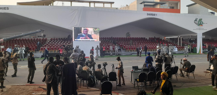 Jour de défilé à Thiès: Mise en place et arrivée des invités, le président attendu vers 09 heures 30mn Jour de défilé à Thiès: Mise en place et arrivée des invités, le président attendu vers 09 heures 30mn