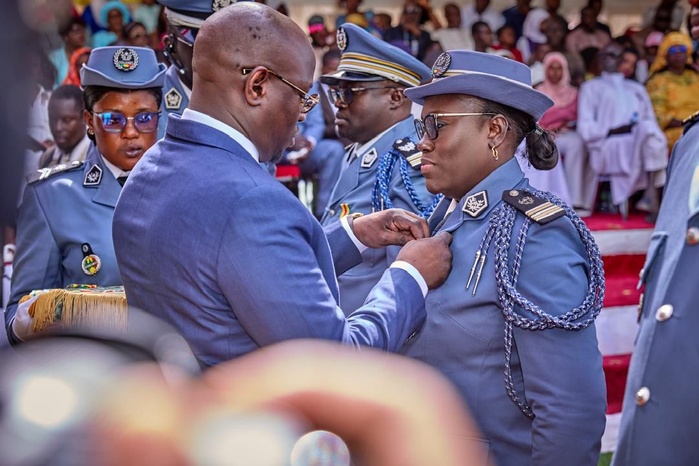 Cérémonie de décoration des Douanes à Thiès : Cheikh Diba salue des « soldats de l’économie » engagés pour les JOJ 2026