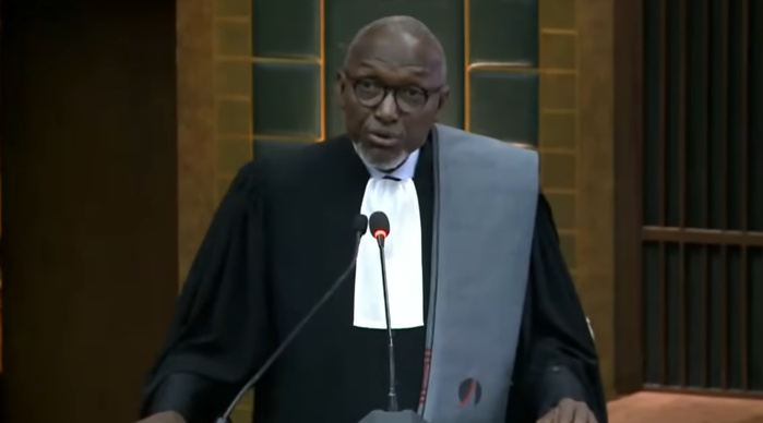 Conférence du stage du barreau : le bâtonnier Me Aly Fall appelle à l’unité des avocats Conférence du stage du barreau : le bâtonnier Me Aly Fall appelle à l’unité des avocats